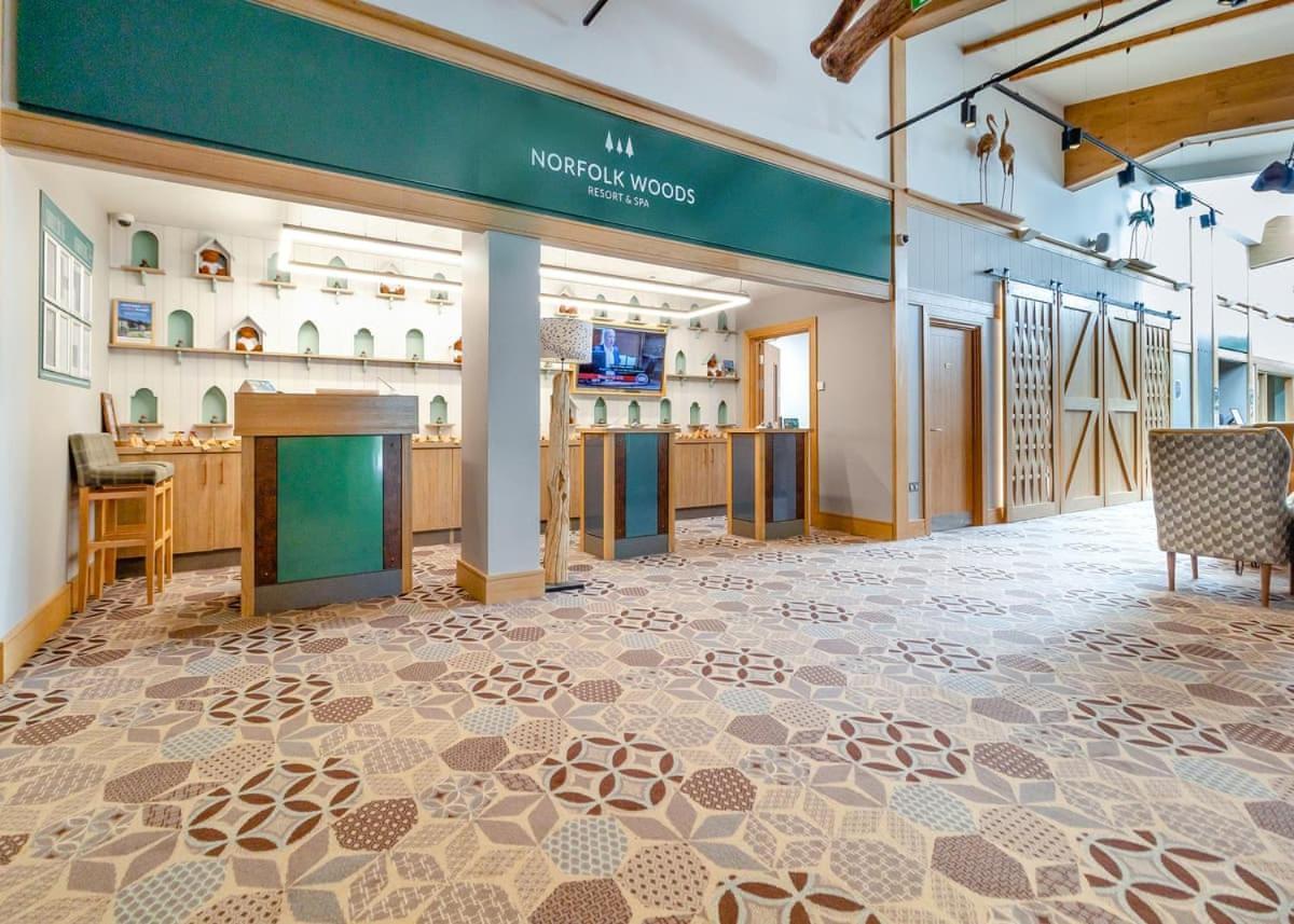 Norfolk Woods Resort And Spa Narborough  外观 照片
