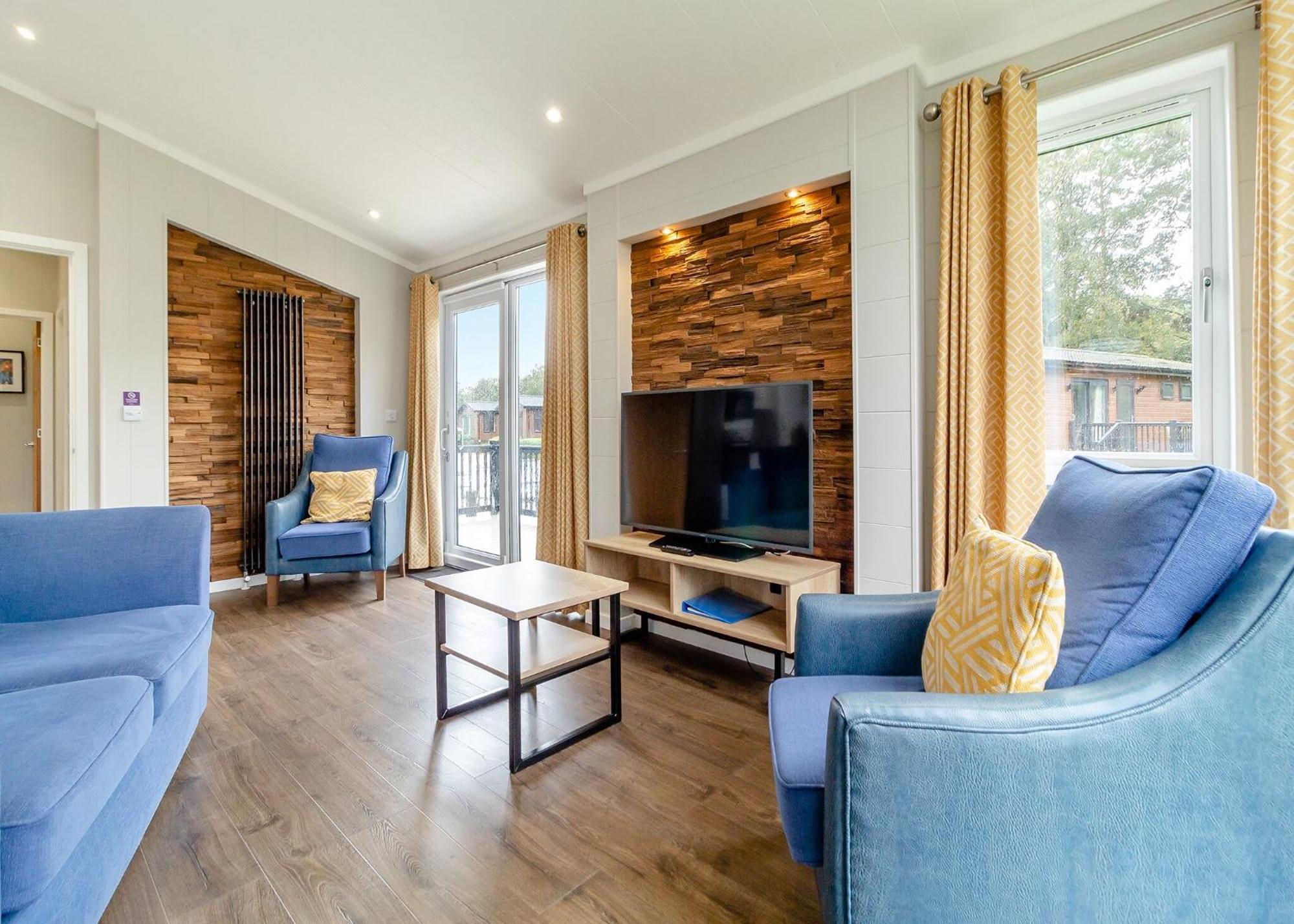 Norfolk Woods Resort And Spa Narborough  外观 照片